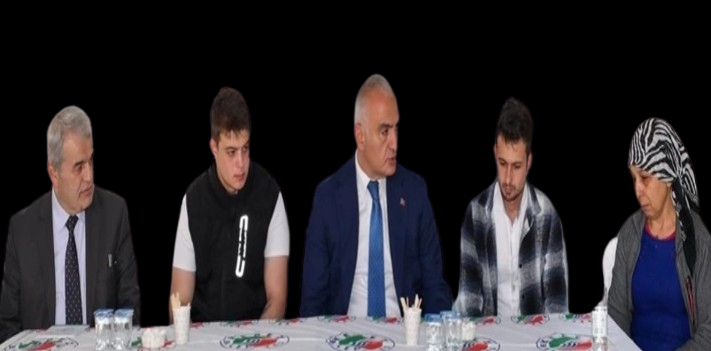 Bakan Mehmet Nuri Ersoy, Kepez’de Halil Yıldız’ın Ailesine Taziye Ziyaretinde Bulundu